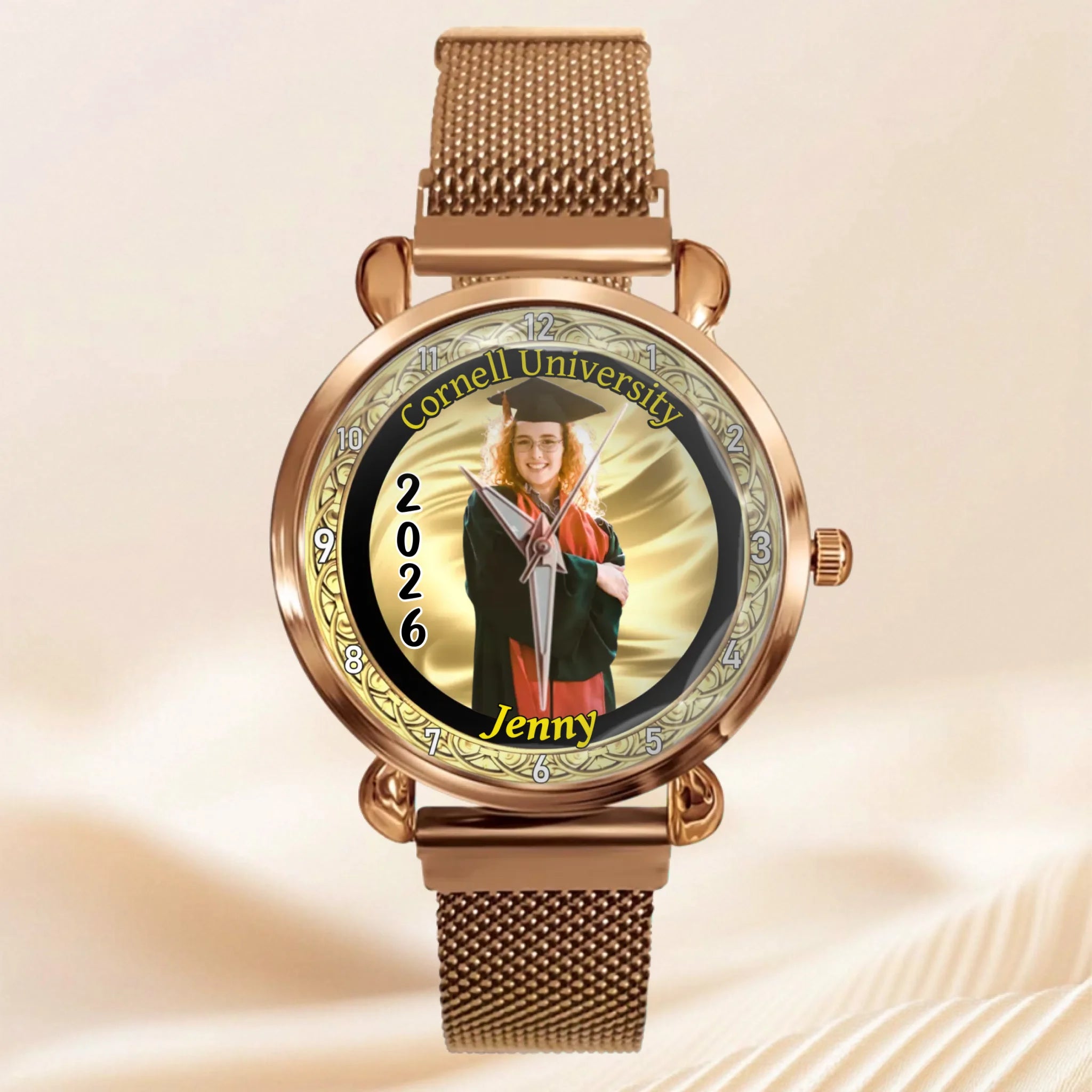 Personalized graduation watches! Upload your graduation photos. The perfect personalized present for graduates