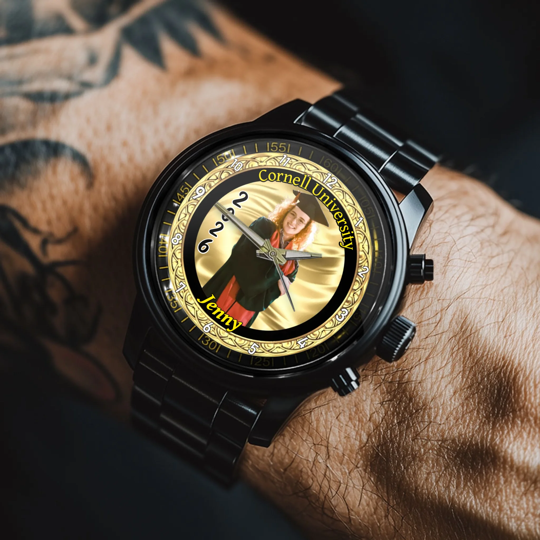 Personalized graduation watches! Upload your graduation photos. The perfect personalized present for graduates